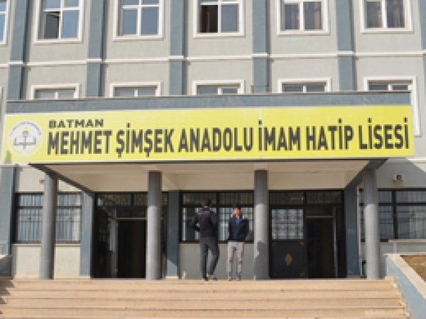 Hırsızlar güvenlik kamera görüntülerini de çaldı