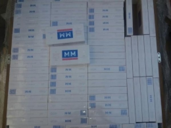 Viranşehir'de kaçak sigara ele geçirildi