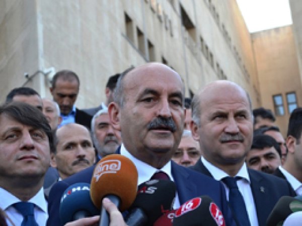 'Güçlü bir anayasaya ihtiyacımız var'