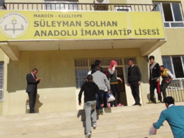 Aracın çarptığı öğrenci hayatını kaybetti