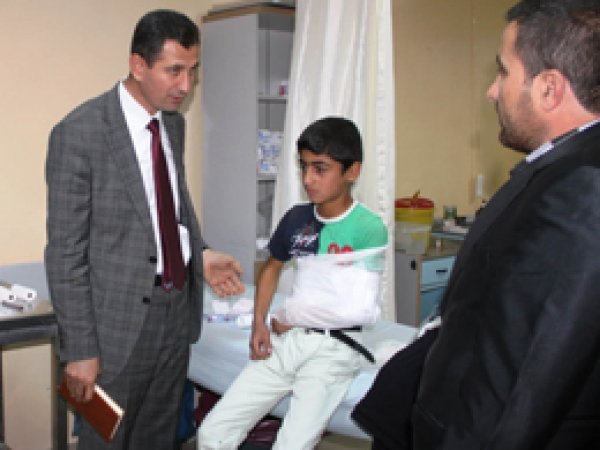 Midyat'ta öğrenci servisi devrildi: 13 Yaralı