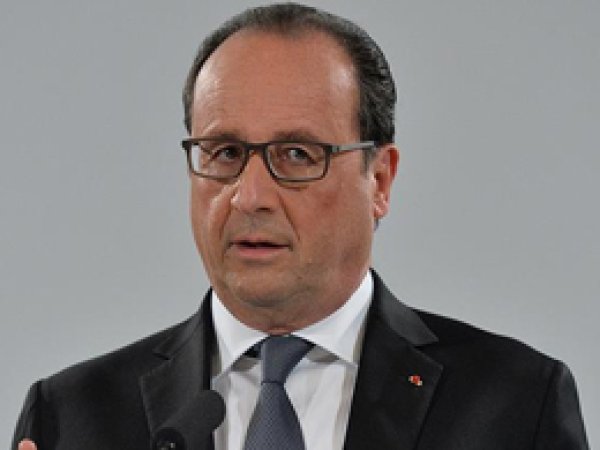 Hollande: Saldırılarda 127 kişi öldü