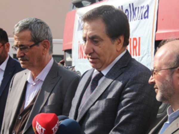 Şanlıurfa'dan Halep'e 2 yardım TIR'ı