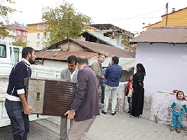 Bingöl'de Suriyelilere yardım devam ediyor