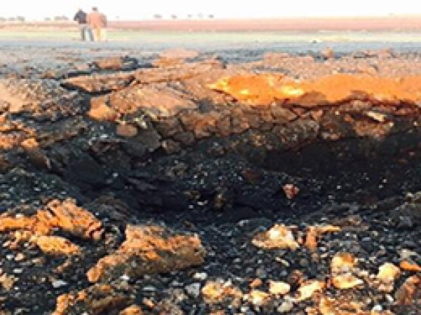 Viranşehir yolunda bomba patlatıldı