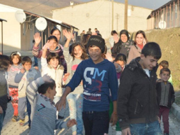 Vanlı çocuklar Suriyeli yaşıtlarını unutmadı