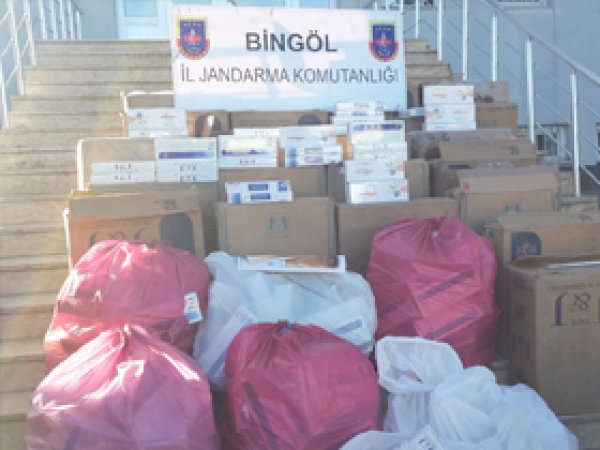 Bingöl'de 15 bin paket kaçak sigara yakalandı