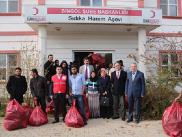 Bingöl'de Suriyeliler için yardım kampanyası