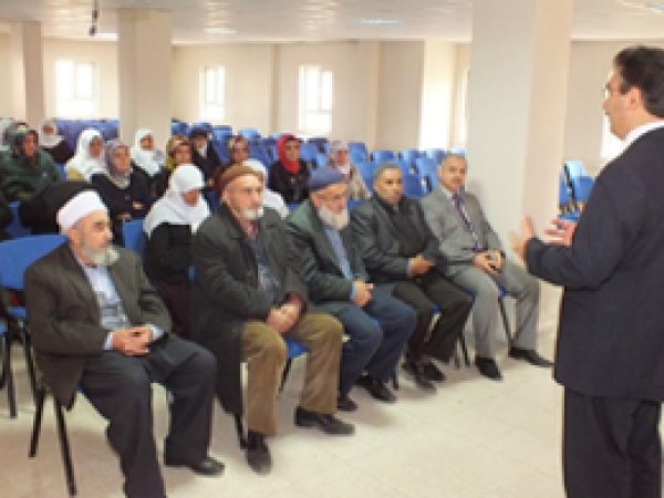 Batman'da ilk umre kafilesine seminer verildi