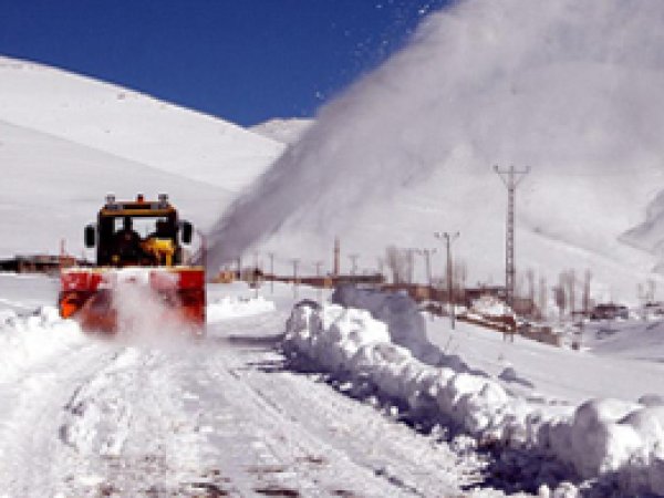 Bitlis'te 183 köy yolu hâlâ ulaşıma kapalı