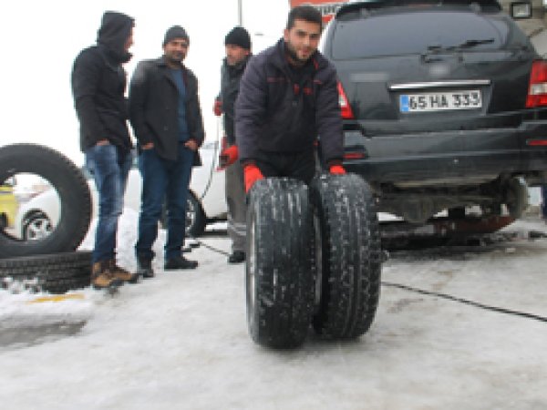 'Can güvenliğiniz için kışlık lastikleri takın'