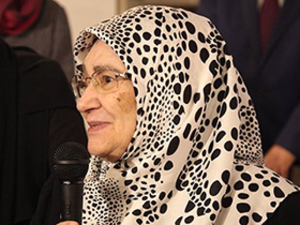 Şenler: Sadece başörtüsü ile tesettür olmaz