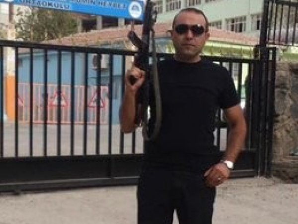 Kaçırılan polislerden haber alınamıyor
