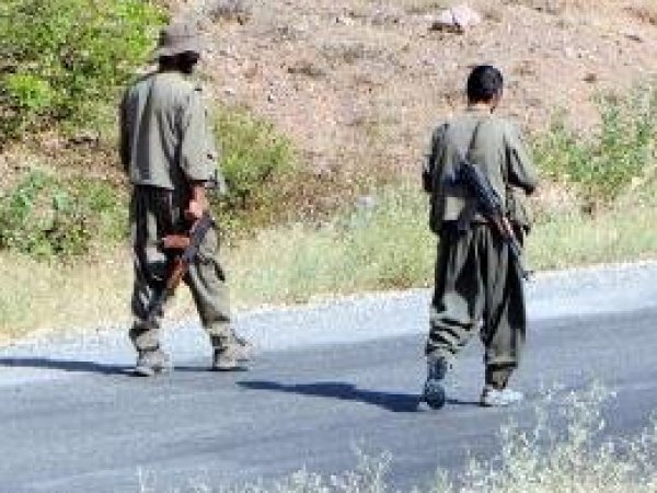 PKK'liler tüp deposunu soydu 