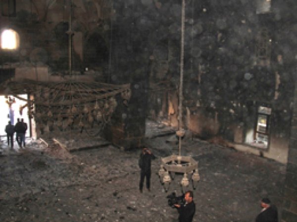 PKK cami yakıyor misyonerler kilise açıyor