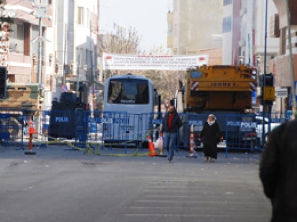 Sur'da 30 PKK'li öldürüldü