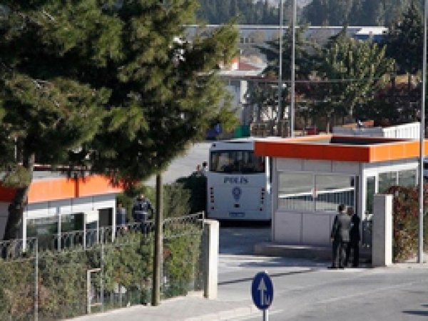 FETÖ'ye ait paralar önceden kaçırılmış