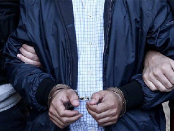 Bingöl'de bir şube müdürü gözaltına alındı