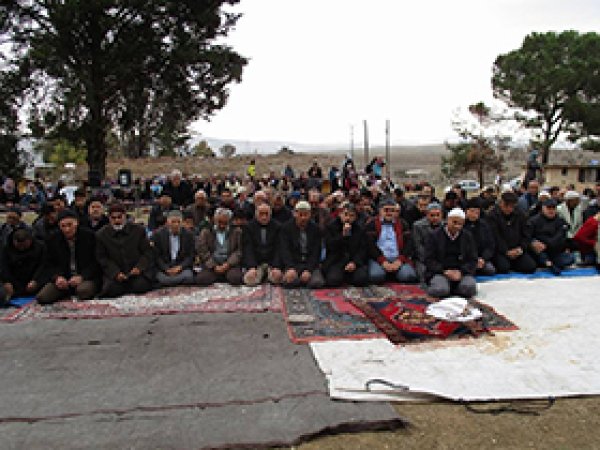 Adanalılar yağmur duasına çıktı