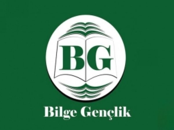Üniversitede İslam nuru birilerini rahatsız ediyor