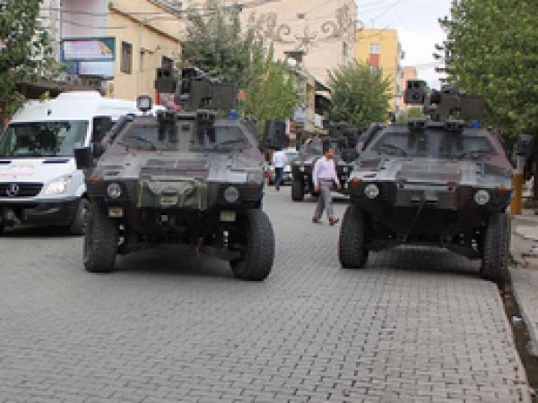 Silopi'de çatışmalarda 8 PKK'li teslim oldu 