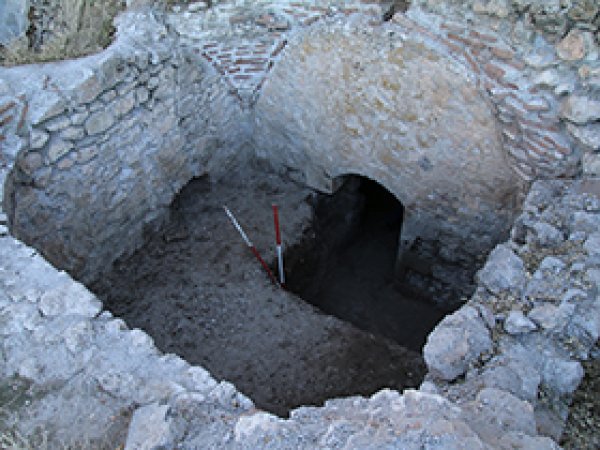 Harput Kalesi Hamamında arkeolojik kazı