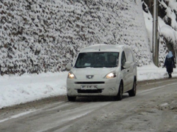 Bitlis'te 250 köy yolu ulaşıma kapandı