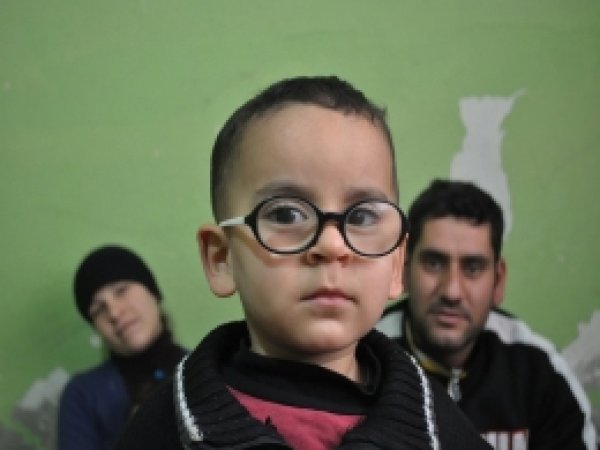 Çocukları parasızlıktan ameliyat edemiyorlar