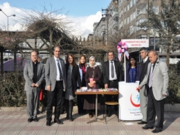 Diyarbakır'da 'Dünya Kanser Günü' etkinliği