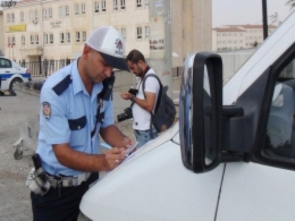 Bir ayda 11 bin araca ceza kesildi