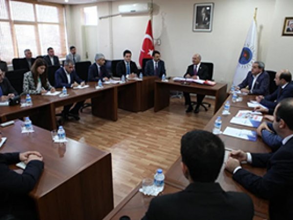 'Gençler ülkemizin hazinesidir'