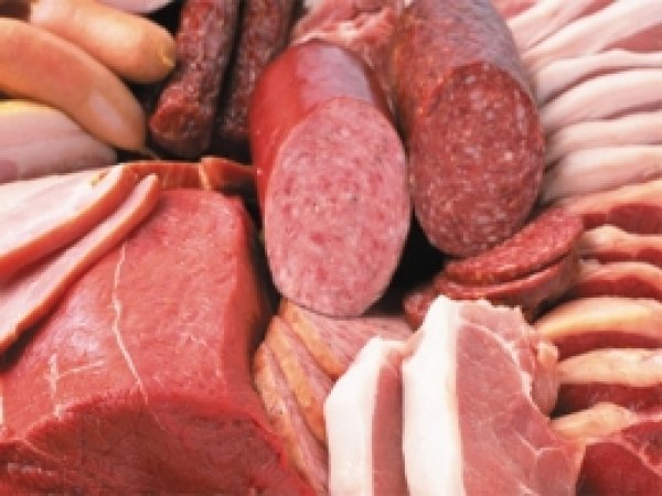 İşlenmiş et ürünlerinden uzak durmalı