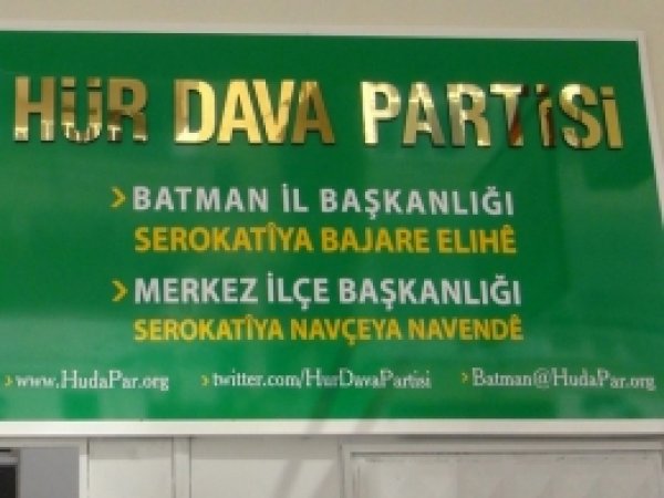 HÜDA PAR'dan Özgecan açıklaması