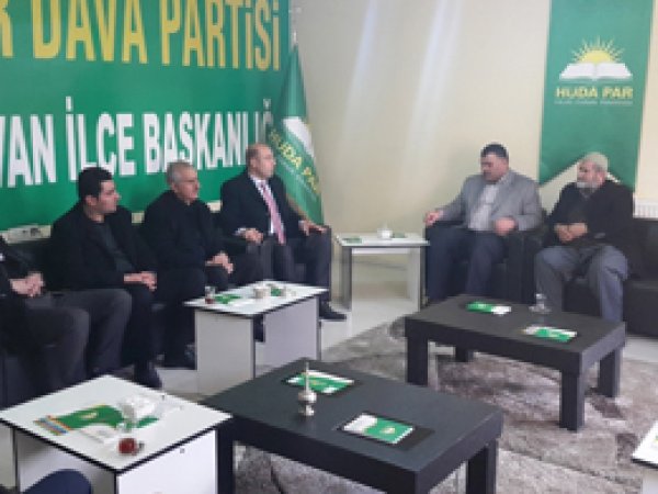 AK Parti'den HÜDA PAR'a 'Nezaket' ziyareti