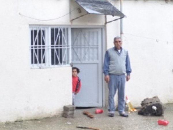 Suriyeli aile yardım bekliyor