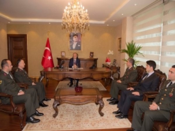 Özgecan cinayetini aydınlatan ekibe ödül