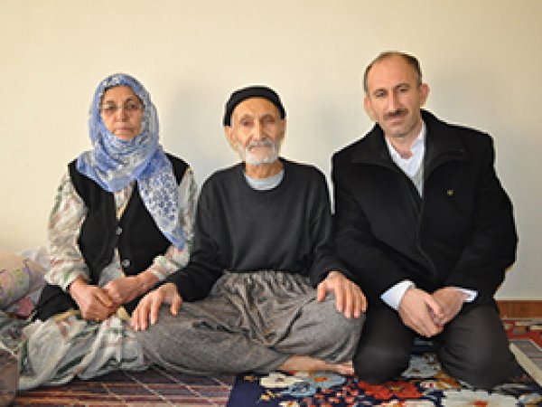 Batman'da yaşlı çifti dolandırdılar