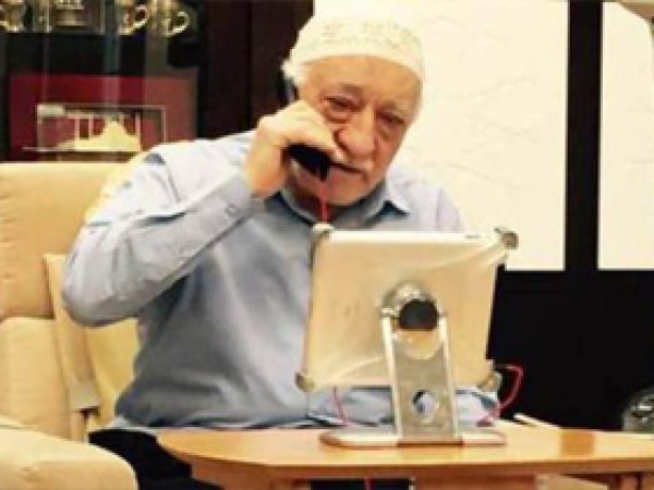 Gülen ve Uslu hakkında yakalama kararı