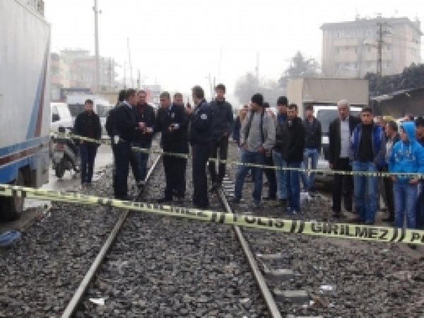 Tren yaşlı kadına çarptı