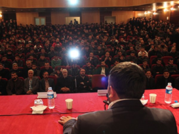 Bingöl'de 'Şehitler Gecesi'ne yoğun ilgi
