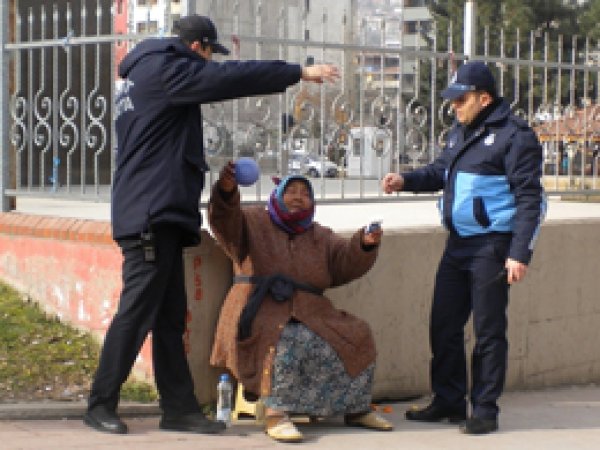 Kocaeli'de dilencilere ceza yağdı
