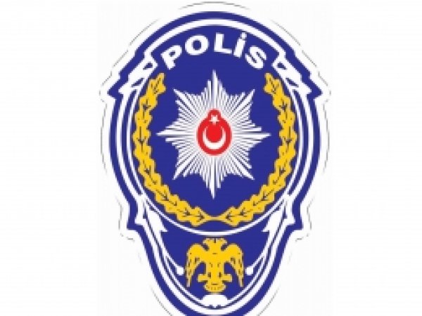 8 polis serbest bırakıldı