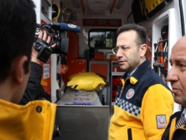 Diyarbakır'da 15 yeni ambulans hizmete girdi