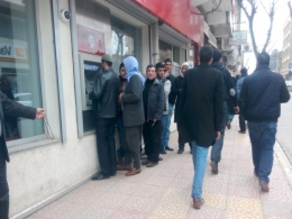 Viranşehir'de gübre ve mazot yardımları başladı