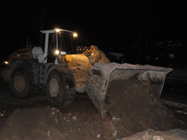 Cizre'de hendekler kapatıldı