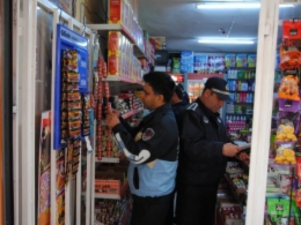 Zabıta tarihi geçmiş yiyeceklere el koydu