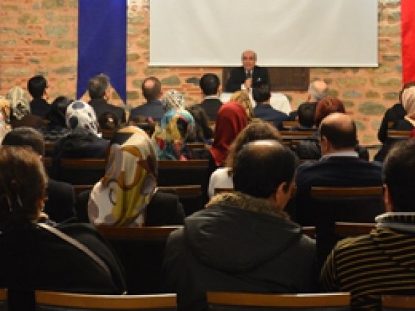 Bursa'da 'İslam'da aile hayatı' konulu seminer