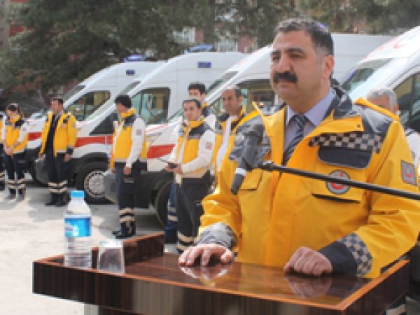 Siirt'e 8 yeni ambulans hizmete girdi