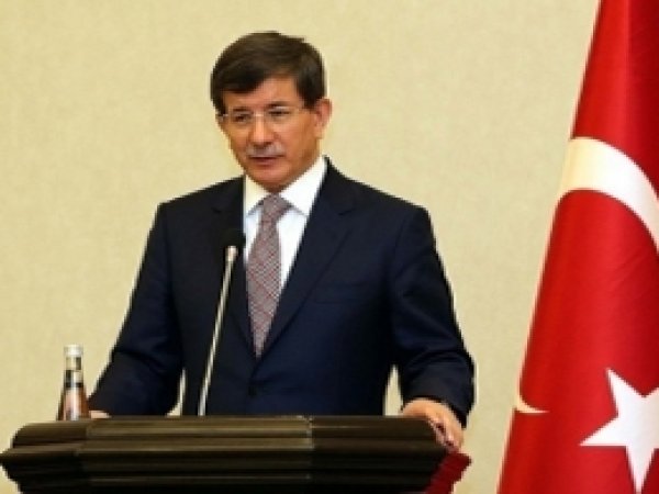 Davutoğlu yeni Bakanları açıkladı