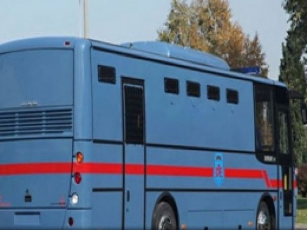 Banka çalışanı müşterilerin hesabını kendi hesabına geçirdi